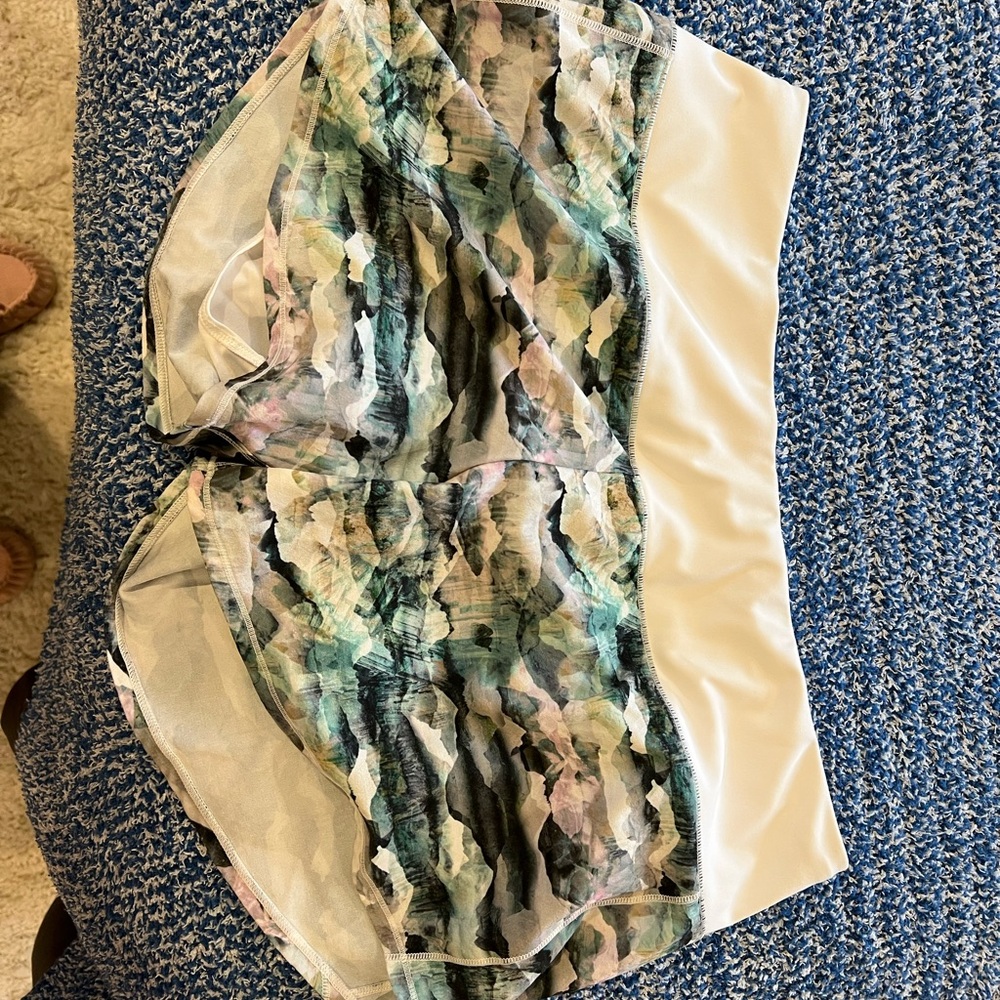 Oiselle Roga running shorts with 4” inseam